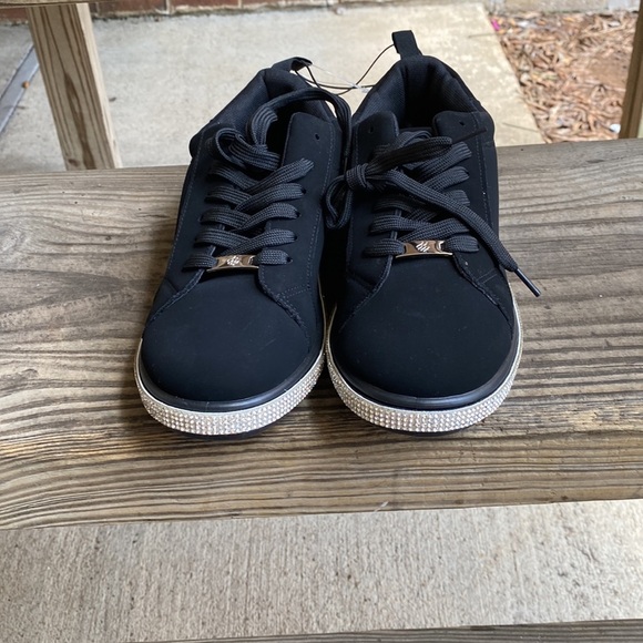 Black sneakers with embellished bottoms - Picture 9 of 12